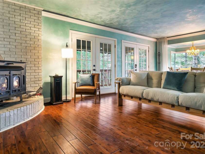 21 Christy Lane, Maggie Valley, NC 28751.  MLS# CAR4215819, YatesRealty ID 21889. 