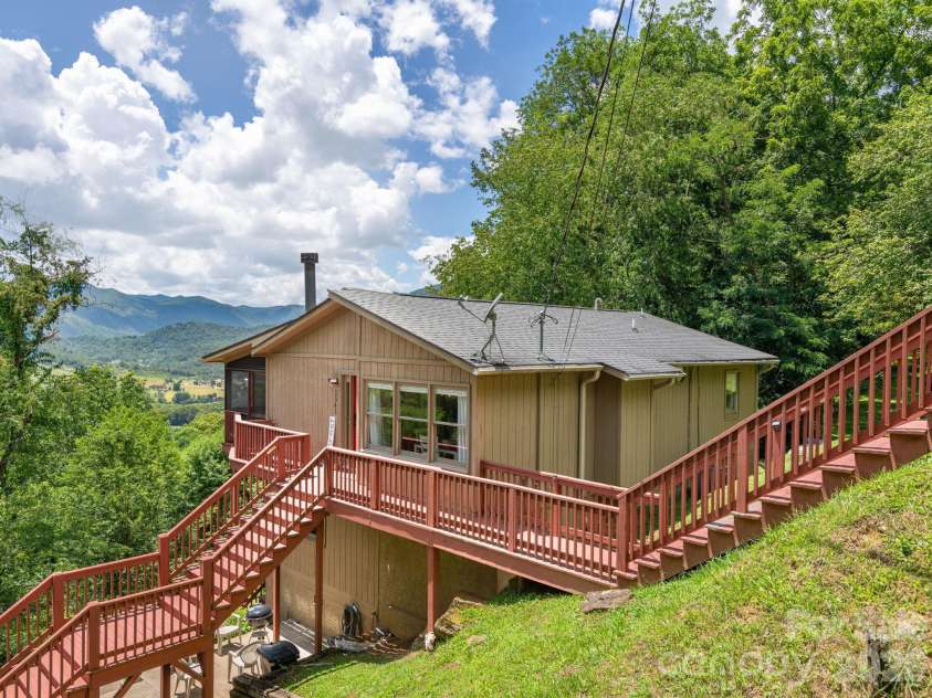 1541 Utah Mountain Road, Waynesville, NC 28785.  MLS# CAR4362879, YatesRealty ID 21891. 