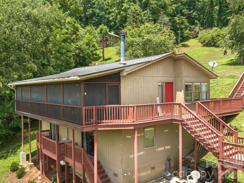 1541 Utah Mountain Road, Waynesville, NC 28785.  MLS# CAR4362879, YatesRealty ID 21891. 