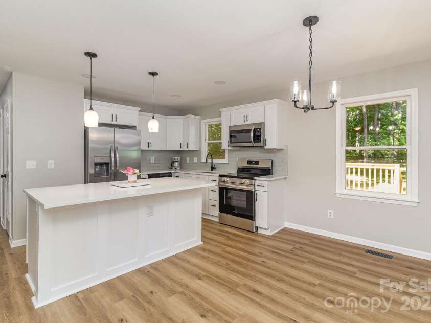 1118 Brookwood Drive, Stanley, NC 28164.  MLS# CAR4272549, YatesRealty ID 21893. 