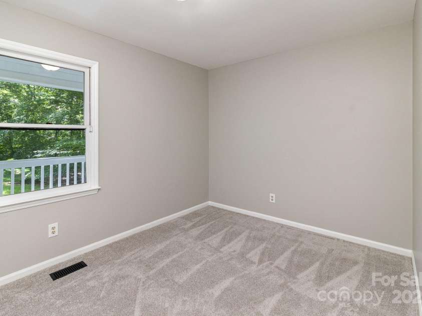 1118 Brookwood Drive, Stanley, NC 28164.  MLS# CAR4272549, YatesRealty ID 21893. 