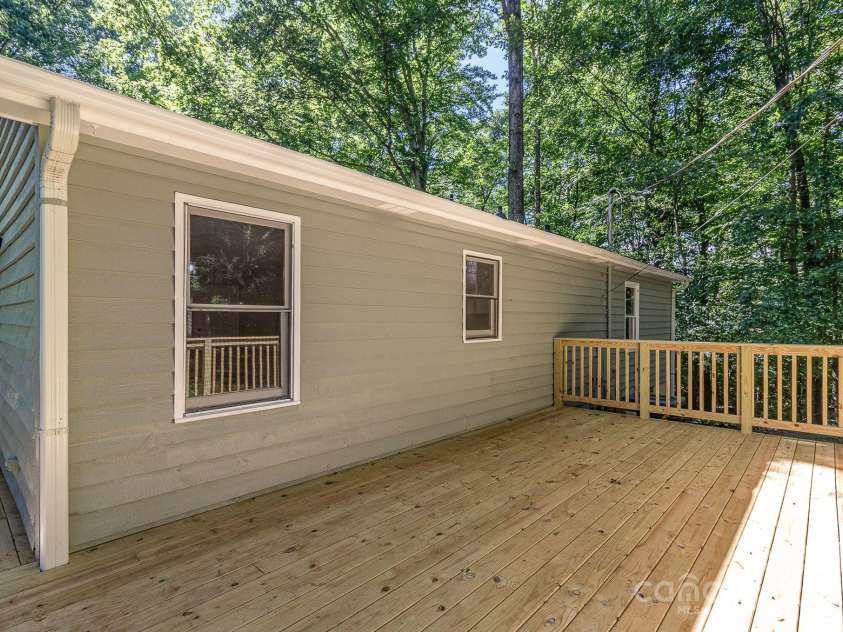 1118 Brookwood Drive, Stanley, NC 28164.  MLS# CAR4272549, YatesRealty ID 21893. 