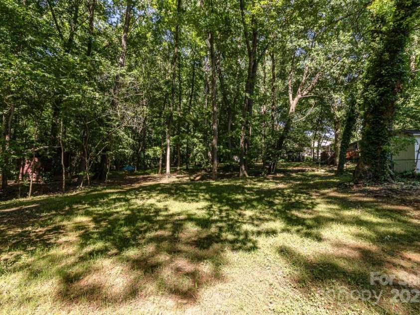 1118 Brookwood Drive, Stanley, NC 28164.  MLS# CAR4272549, YatesRealty ID 21893. 