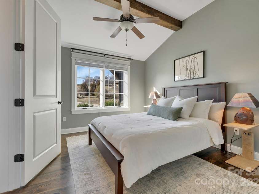 23 Thunder Mountain Road, Hendersonville, NC 28792.  MLS# CAR4213097, YatesRealty ID 21895. Guest bedroom #1