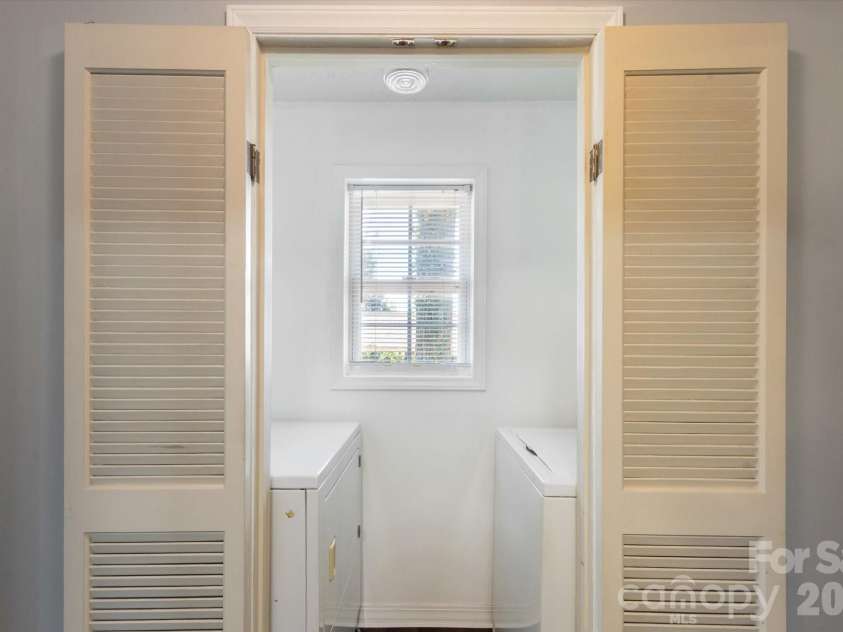 25 Montview Circle, Brevard, NC 28712.  MLS# CAR4365203, YatesRealty ID 21895. 