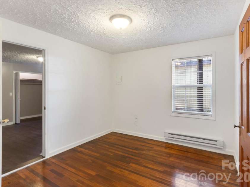 25 Montview Circle, Brevard, NC 28712.  MLS# CAR4365203, YatesRealty ID 21895. 
