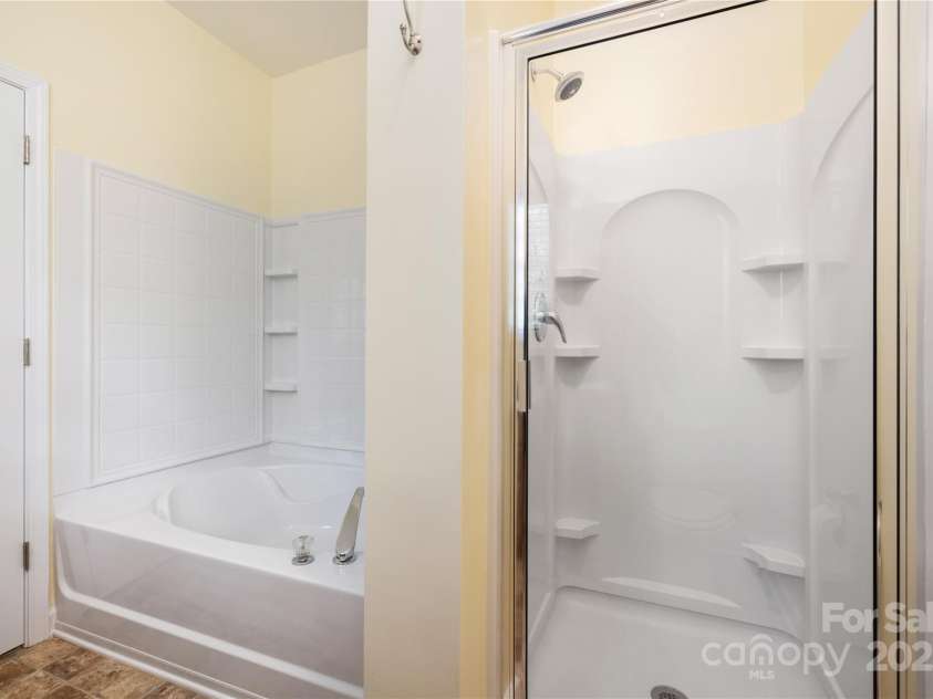 181 Singleton Road, Mooresville, NC 28117.  MLS# CAR4268089, YatesRealty ID 21897. Full Bath 1