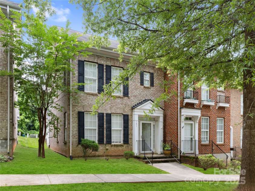 181 Singleton Road, Mooresville, NC 28117.  MLS# CAR4268089, YatesRealty ID 21897. Welcome HOME!!!