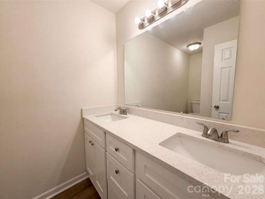 4700 Misty Hill Lane, Gastonia, NC 28056.  MLS# CAR4239522, YatesRealty ID 21897. 