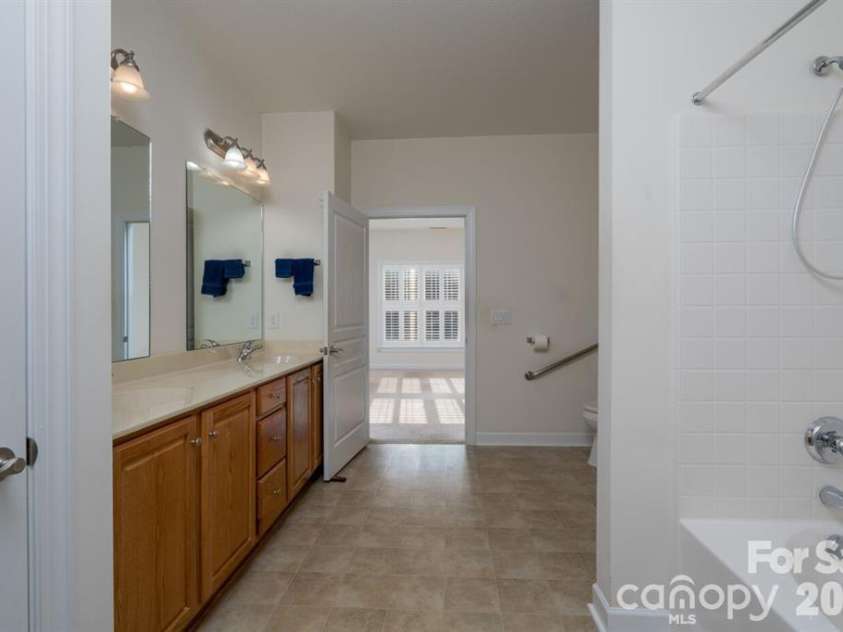 115 River Birch Drive, Salisbury, NC 28146.  MLS# CAR4420054, YatesRealty ID 21898. 