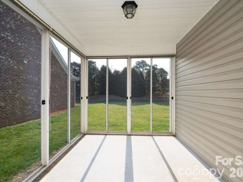 115 River Birch Drive, Salisbury, NC 28146.  MLS# CAR4420054, YatesRealty ID 21898. 