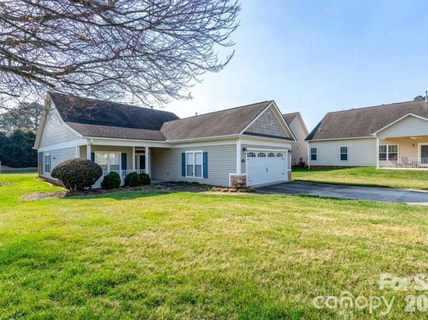 115 River Birch Drive, Salisbury, NC 28146.  MLS# CAR4420054, YatesRealty ID 21898. 