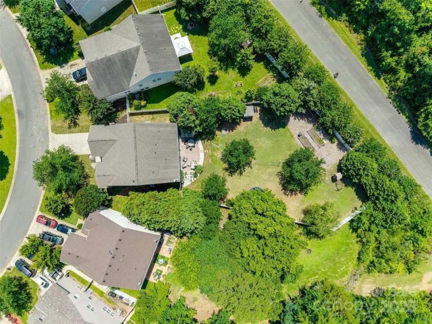 2090 Durand Road, Fort Mill, SC 29715.  MLS# CAR4271422, YatesRealty ID 21898. 