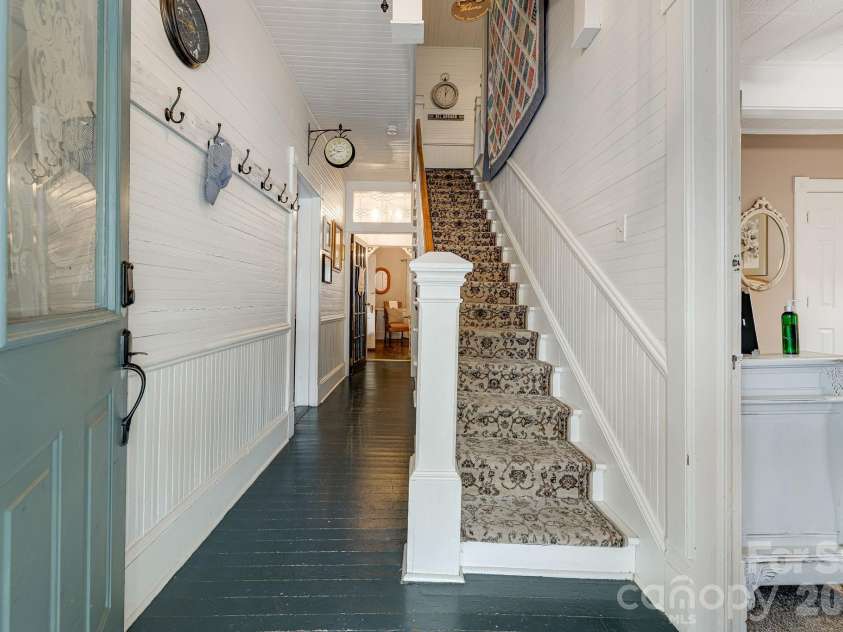 364 Haywood Road, Dillsboro, NC 28725.  MLS# CAR4351756, YatesRealty ID 21899. 