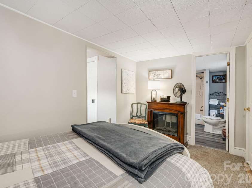 364 Haywood Road, Dillsboro, NC 28725.  MLS# CAR4351756, YatesRealty ID 21899. 