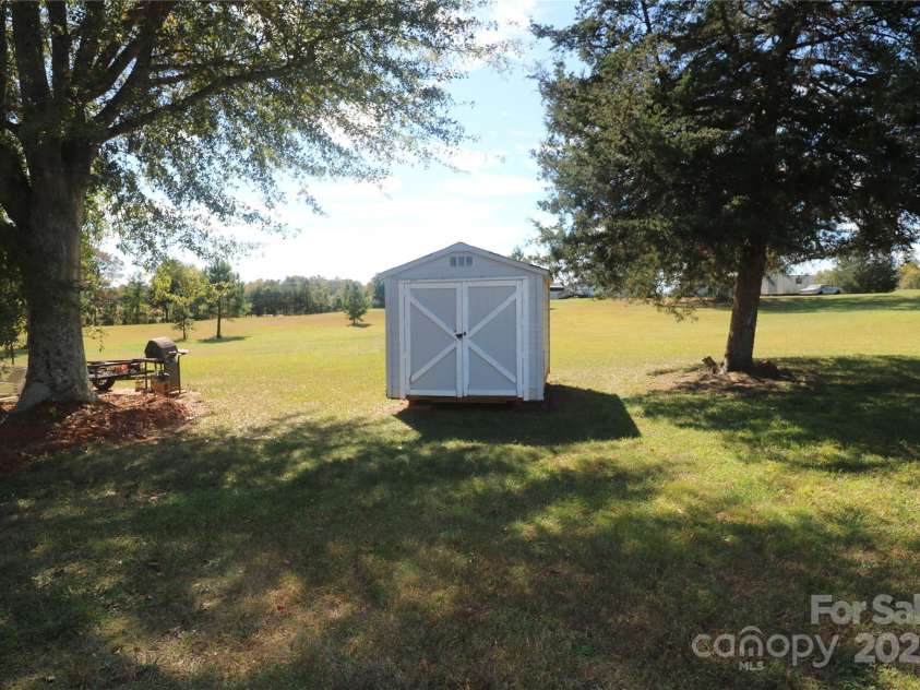 1260 US 221 Highway, Rutherfordton, NC 28139.  MLS# CAR4314402, YatesRealty ID 219. 