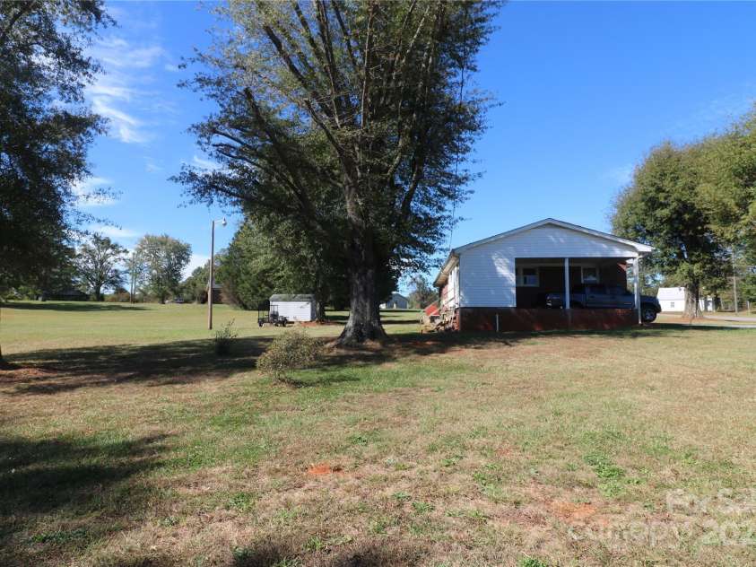 1260 US 221 Highway, Rutherfordton, NC 28139.  MLS# CAR4314402, YatesRealty ID 219. 