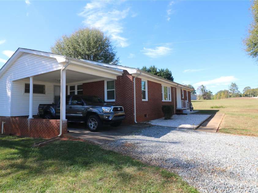 1260 US 221 Highway, Rutherfordton, NC 28139.  MLS# CAR4314402, YatesRealty ID 219. 