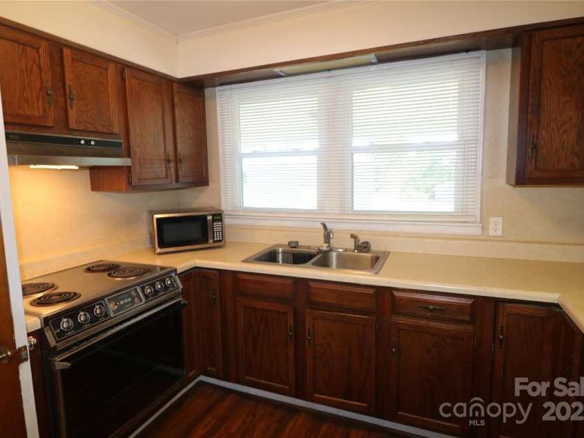 1260 US 221 Highway, Rutherfordton, NC 28139.  MLS# CAR4314402, YatesRealty ID 219. 