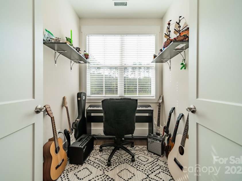 540 Kenway Loop, Mooresville, NC 28117.  MLS# CAR4188642, YatesRealty ID 219. 