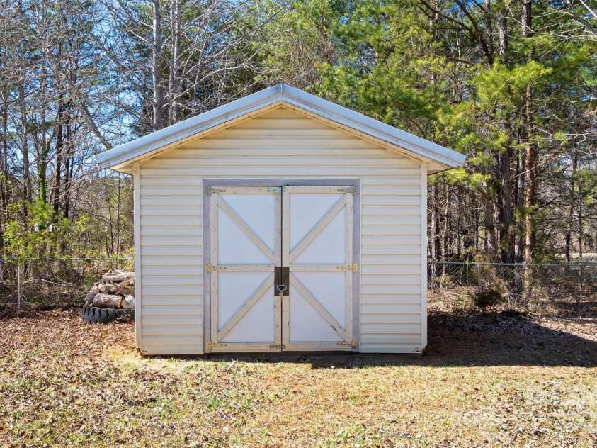 1345 Beagle Run, Salisbury, NC 28146.  MLS# CAR4228389, YatesRealty ID 2190. 
