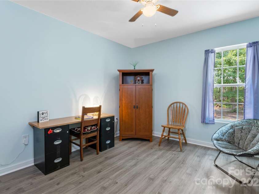 251 Vera Lane, Columbus, NC 28722.  MLS# CAR4267377, YatesRealty ID 21900. 