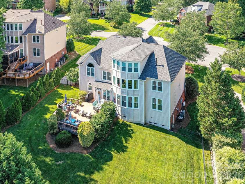27246 Preston Place, Fort Mill, SC 29707.  MLS# CAR4372170, YatesRealty ID 21901. 