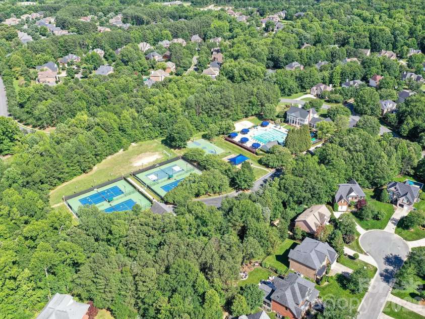 27246 Preston Place, Fort Mill, SC 29707.  MLS# CAR4372170, YatesRealty ID 21901. 