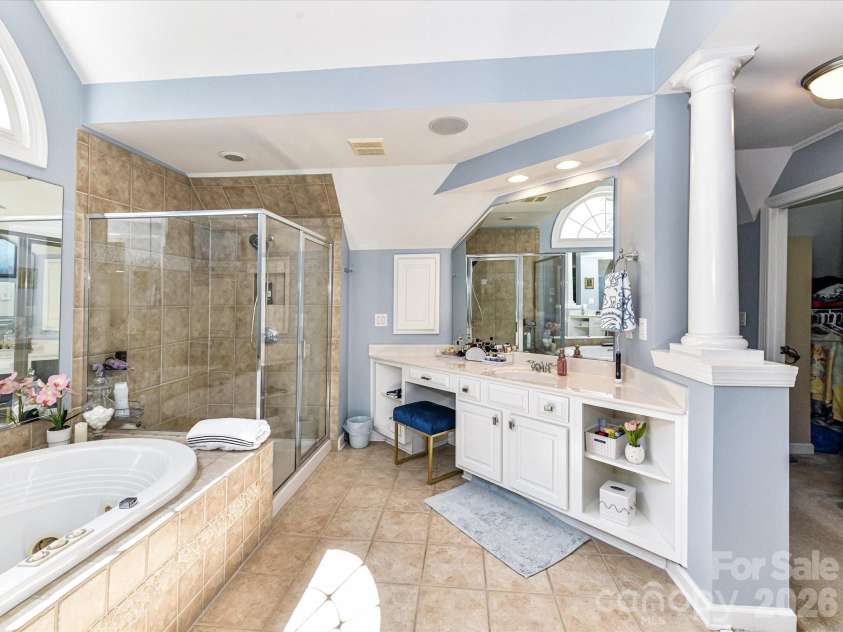 27246 Preston Place, Fort Mill, SC 29707.  MLS# CAR4372170, YatesRealty ID 21901. Primary ensuite with separate vanity sinks