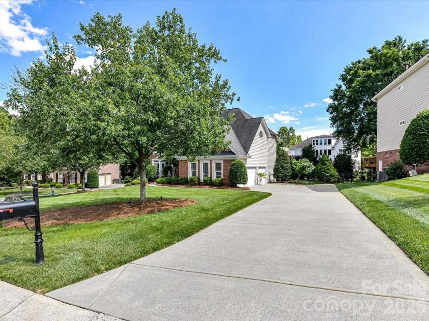 27246 Preston Place, Fort Mill, SC 29707.  MLS# CAR4372170, YatesRealty ID 21901. Three car sideload garage