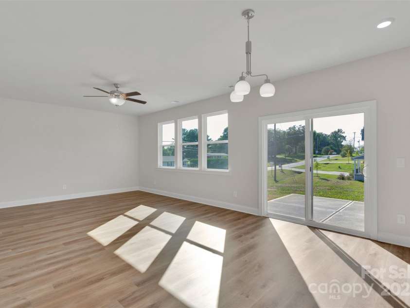 726 Lithia Inn Road, Lincolnton, NC 28092.  MLS# CAR4295169, YatesRealty ID 21901. 