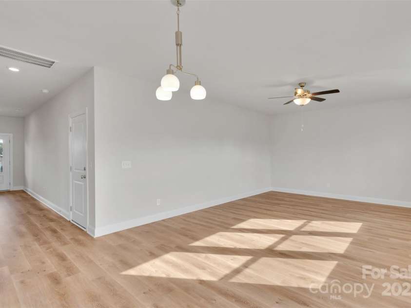 726 Lithia Inn Road, Lincolnton, NC 28092.  MLS# CAR4295169, YatesRealty ID 21901. 