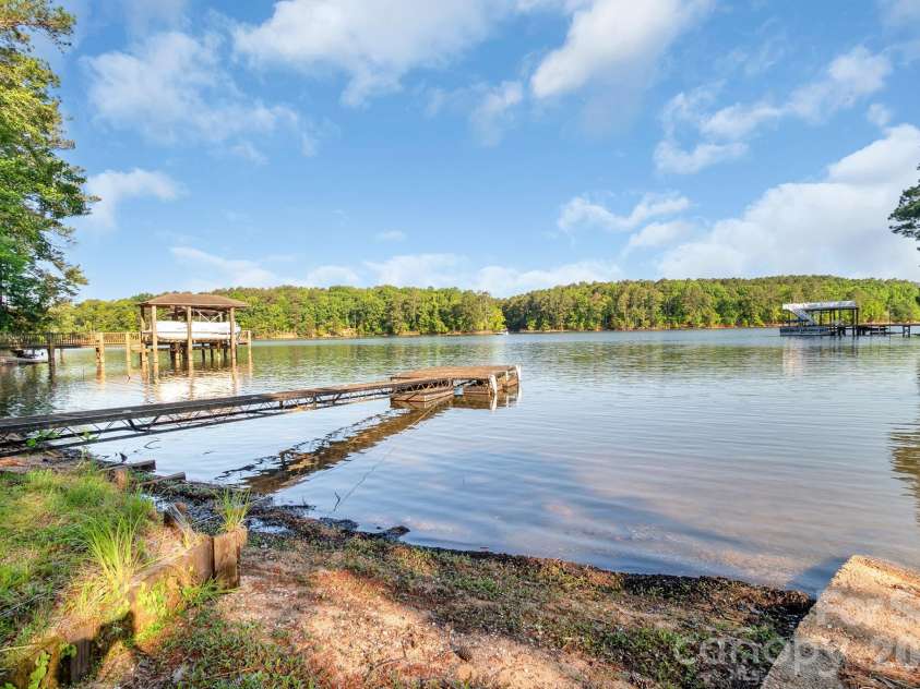 2208 Singleton Creek Road, Liberty Hill, SC 29074.  MLS# CAR4381671, YatesRealty ID 21904. 