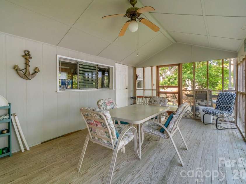 2208 Singleton Creek Road, Liberty Hill, SC 29074.  MLS# CAR4381671, YatesRealty ID 21904. 