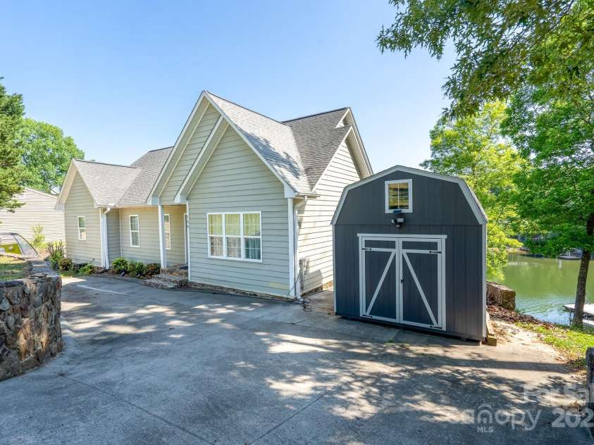 126 Strand Road, New London, NC 28127.  MLS# CAR4255266, YatesRealty ID 21905. 