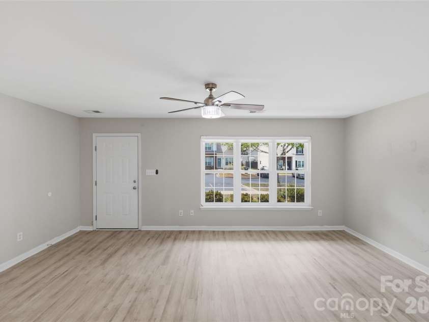 7709 Petrea Lane, Charlotte, NC 28227.  MLS# CAR4359420, YatesRealty ID 21907. 