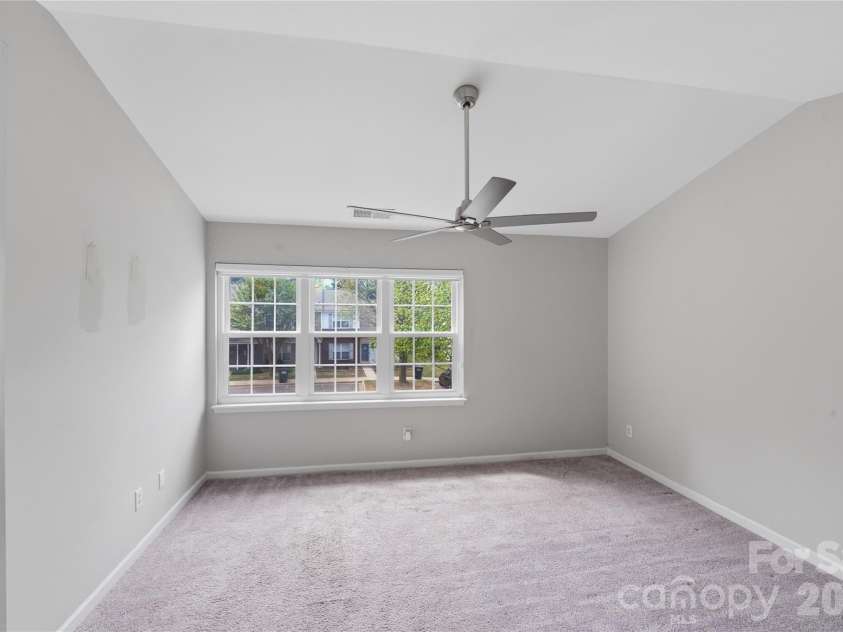 7709 Petrea Lane, Charlotte, NC 28227.  MLS# CAR4359420, YatesRealty ID 21907. 