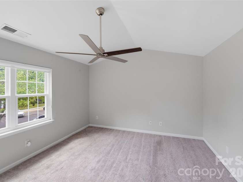 7709 Petrea Lane, Charlotte, NC 28227.  MLS# CAR4359420, YatesRealty ID 21907. 