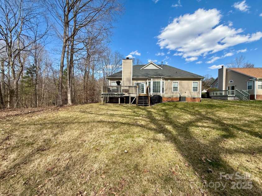 7507 Reedy Creek Road, Charlotte, NC 28215.  MLS# CAR4233019, YatesRealty ID 21908. Back of Home