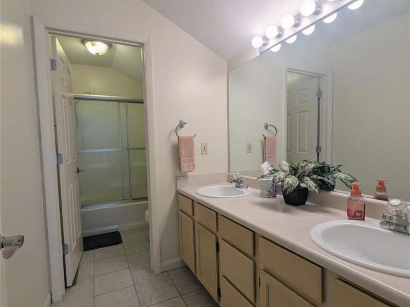 2 Pleasant Hill Drive, Franklin, NC 28734.  MLS# CAR4287467, YatesRealty ID 2191. 