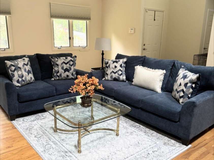 2 Pleasant Hill Drive, Franklin, NC 28734.  MLS# CAR4287467, YatesRealty ID 2191. 