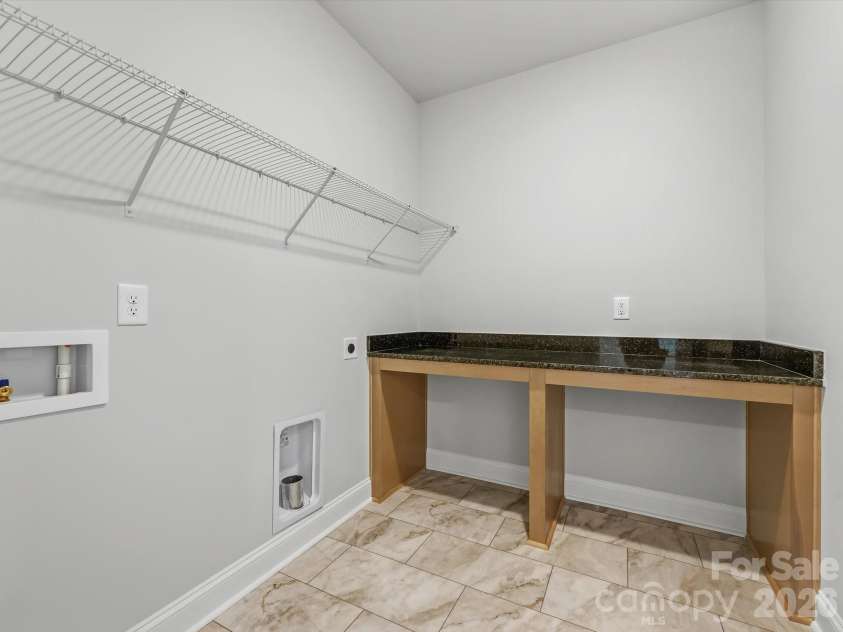 16024 Cloud Nine Court, Matthews, NC 28105.  MLS# CAR4349427, YatesRealty ID 21910. Laundry Room