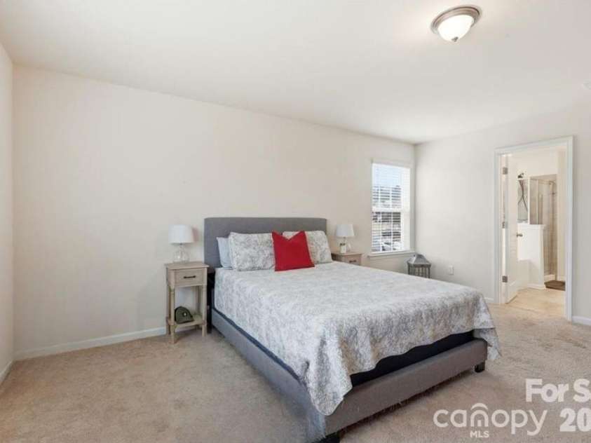 1404 Bryson Gap Drive, Fort Mill, SC 29715.  MLS# CAR4337751, YatesRealty ID 21911. 