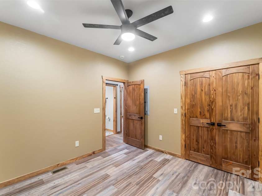 1737 Newfound Road, Leicester, NC 28748.  MLS# CAR4378816, YatesRealty ID 21912. 