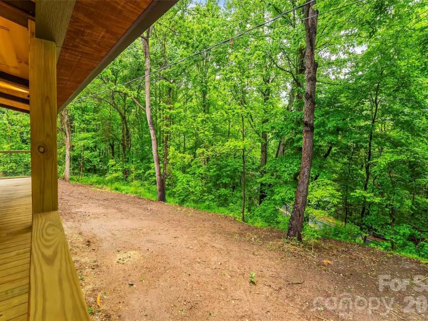 1737 Newfound Road, Leicester, NC 28748.  MLS# CAR4378816, YatesRealty ID 21912. 