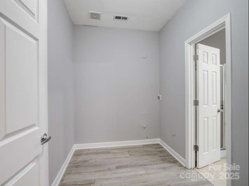 908 Sundance Drive, Gastonia, NC 28054.  MLS# CAR4254776, YatesRealty ID 21912. 