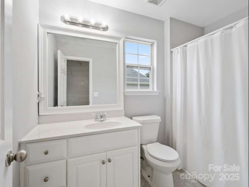 908 Sundance Drive, Gastonia, NC 28054.  MLS# CAR4254776, YatesRealty ID 21912. 