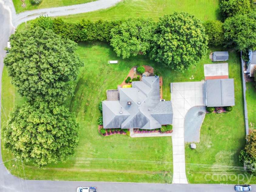 5701 Cedar Hill Drive, Monroe, NC 28110.  MLS# CAR4271384, YatesRealty ID 21913. 