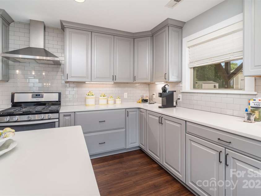 5701 Cedar Hill Drive, Monroe, NC 28110.  MLS# CAR4271384, YatesRealty ID 21913. 