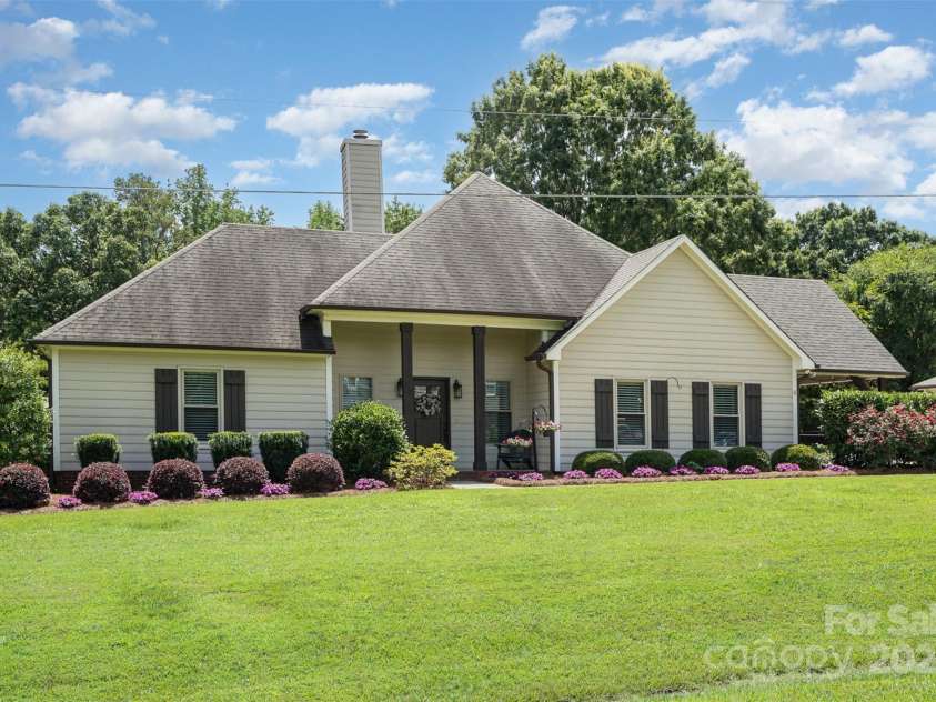 5701 Cedar Hill Drive, Monroe, NC 28110.  MLS# CAR4271384, YatesRealty ID 21913. Front of home from street
